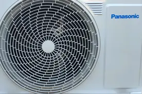 松下空调1.5匹R1新一级和R3新三级能效对比拆机图片