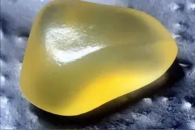 来新疆 我带你捡石头图片