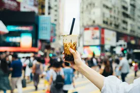 当有人要请你喝秋天的第一杯奶茶，要注意了…图片