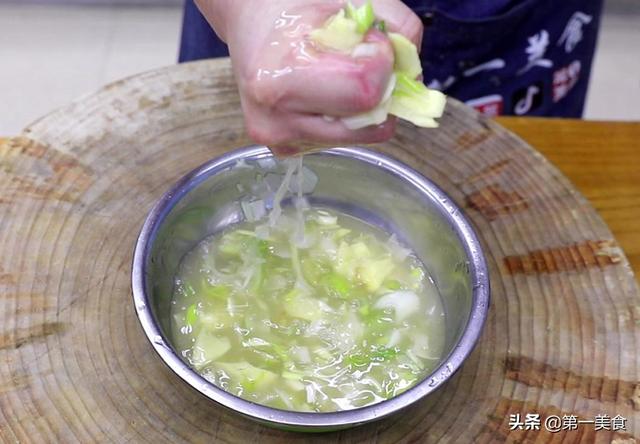 3种最常见的饺子馅做法，鲜嫩多汁，都是冬天常吃的馅，家人喜欢