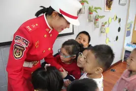 师德榜样 | 付潇潇：国庆阅兵女民兵方队里的新时代幼教人图片