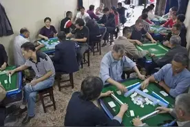 两口子都是麻将迷，打完麻将又打架，妻喝农药出人命（乡村故事）图片