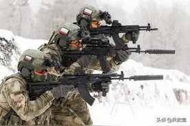 印度放弃小口径步枪？买7万支AK200高原射程占优，95式标尺500米图片
