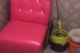 ktv厕所放着一个凳子是什么意思 是上完厕所歇一会嘛 侯坑区图片