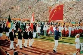 百年瞬间丨许海峰为中国赢得第一枚奥运金牌图片