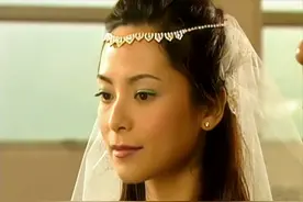 8位嫁内地“小老公”的港台女星，殊途同归，有一半成了张家媳妇图片