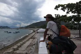 小伙骑着单车游越南，在越南芽庄却莫名感慨，在这里他发现了什么图片