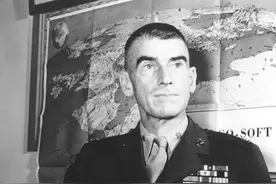 美军用游击战痛击日军，媒体叹服，指挥官却说：我是八路军的学生图片