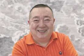 误打误撞进央视，做了半辈子“孩子王”，64岁董浩退休后去哪了图片