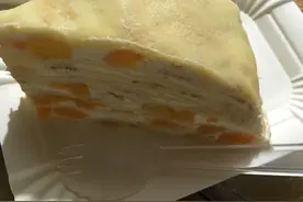 榴莲芒果千层蛋糕图片