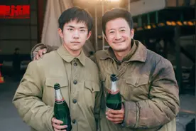 预售破1亿！20岁的易烊千玺被赞天才演员，属于他的时代来了图片