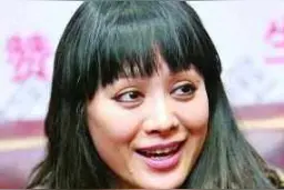 路人“抓拍”的明星照，郭晶晶不算难堪，最后一张意外图片