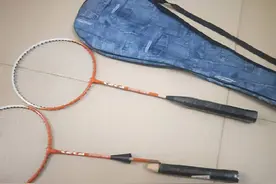 湖南 一初中生校内购买羽毛球拍 20分钟后球拍断裂致其死亡图片