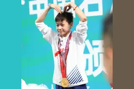 恭喜！全红婵摘全运会首金，广东女团碾压夺冠：婵妹手舞足蹈领奖图片