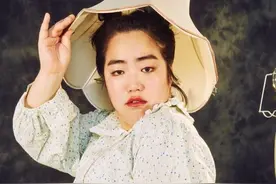 胖女孩逆袭！日本100kg姑娘当女团，成时装周头排客，声震好莱坞图片