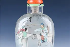 拇指大烟壶里书写全篇《九成宫》的内画大师马少宣图片