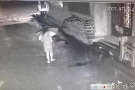 台风夜，临安10岁男孩带着帐篷、衣服离家出走，民警三个小时找回图片