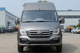 大通V80长轴高顶B型房车，旅行代步神器图片
