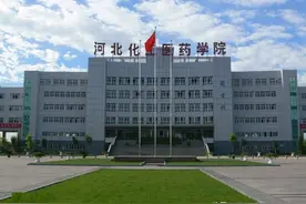 河北省专科院校宿舍环境（二）图片