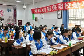 高中生是如何“堕落的”？沉迷网络，虚假努力，放弃自我图片