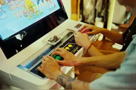中国小伙和日本姑娘另类的街机人生，游戏成为他们的红娘图片