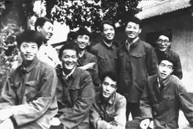 向死而生：30岁才知道，原来应该倒过来活图片