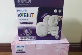 乳汁过多推荐飞利浦新安怡樱悦盒双边电动吸乳器图片