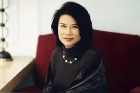 董明珠：不走后门，被哥哥踢出族谱，人到高位，真是冷酷无情？图片