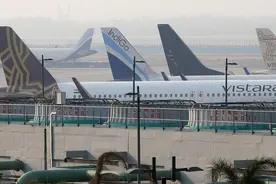 印度将从1月8日起重开部分往返英国航班图片