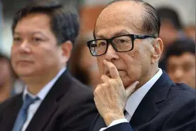 李嘉诚家族真在“藏富”？低调从美国市场赚走近万亿，却少有人知图片