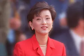 女性在职场中的形象到底有多重要，看到杨澜就知道了图片