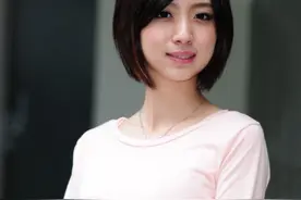 婚礼现场，新娘将婚纱脱下塞到小姑子怀里，说：你跟你哥结婚吧图片