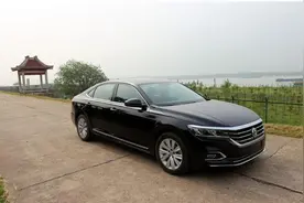 人生第一辆车，帕萨特和凯美瑞应该怎么选？图片