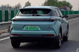 实测电动车电量耗尽之后不会马上抛锚，这和汽油车不一样哦图片