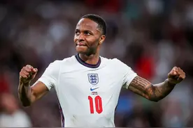 10次过人，被批跳水，这就是快乐又狡猾的斯特林图片