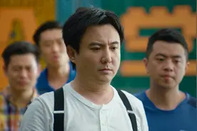 赶超吴京，拿下票房一哥，沈腾成为200亿票房第一人图片