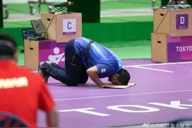 41岁伊朗男护士奥运夺金，放下枪后什么样？本色工作照放出图片