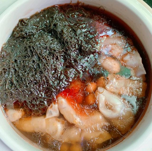 花胶和沙一起煲汤 2026年花胶可以和沙虫一起煲汤吗