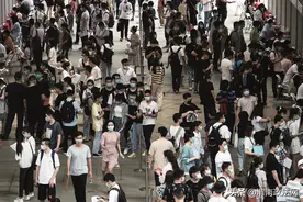 前有5378万失业大军，后有874万应届生，疫后“饭碗危机”如何破局？图片