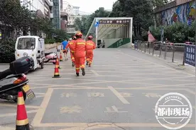 九江：小孩被反锁家中！消防员狂奔400余米，5分钟内破门救人图片