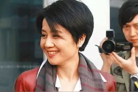 打工妹逆袭成Boss？赌王四太的上位秘辛，早被十姑娘何婉琪猜中图片