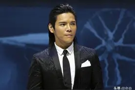 向佐回应退赛，备战时肌肉拉伤，曾自曝肾功能已经退化到70岁图片