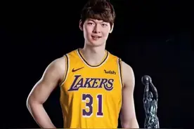 再见王哲林！湖人正式表态，NBA彻底梦碎！姚明一纪录历史唯一图片