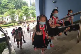 南宁市小学一至三年级开学啦！家长直呼：“终于解放了！”图片