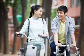 河北某大学大二女生校内产子，给自己挖了一个坑，学籍还能保住吗图片