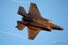 深夜不宣而战！美军掩护以色列战机突袭：摧毁伊朗圣城军通信中心图片