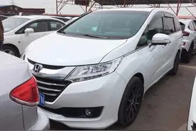 二手车商收车收到泡水车，新手又该如何避免问题二手车？图片