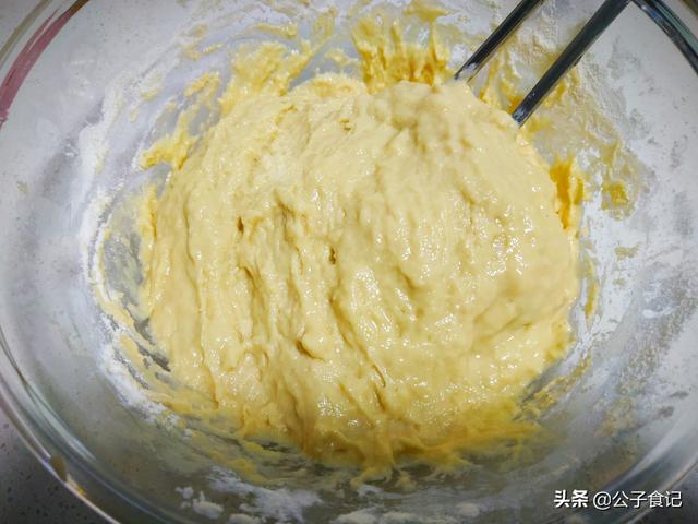 别买蛋糕了，教你用电饭锅做发糕，一样的香甜松软，新手也能学会