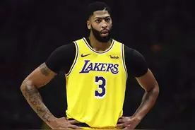 奥尼尔这么强，为什么连盖帽王都没有拿过，因为他遇到了这几个人图片