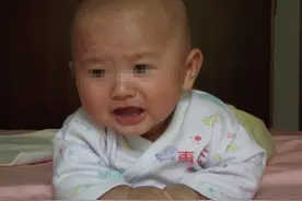 “聪明娃”4个表现来得早，新手爸妈用心观察，看看宝贝占几条图片